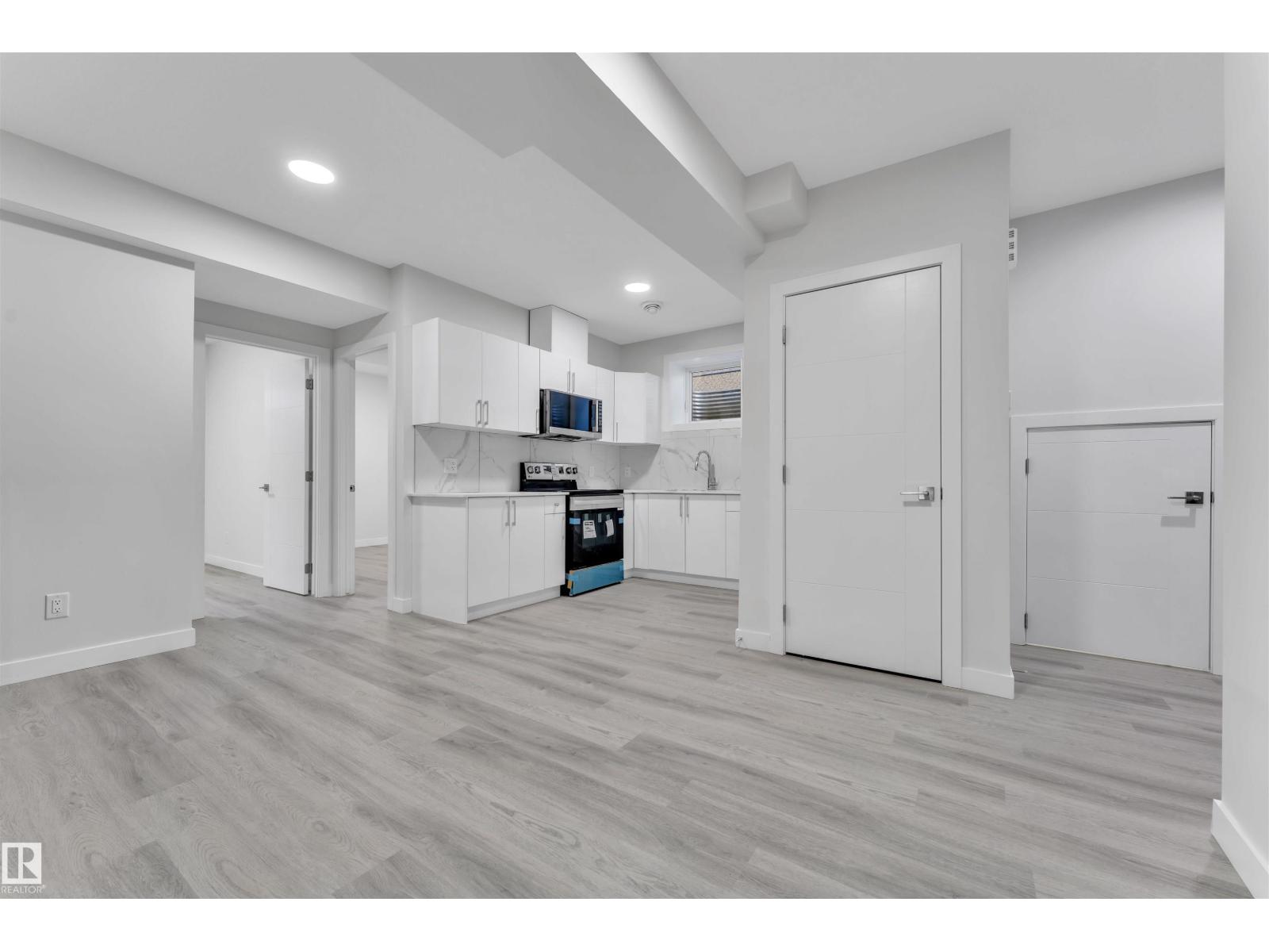 9650 63 Ave Nw, Edmonton, Alberta  T6E 0G5 - Photo 10 - E4462730