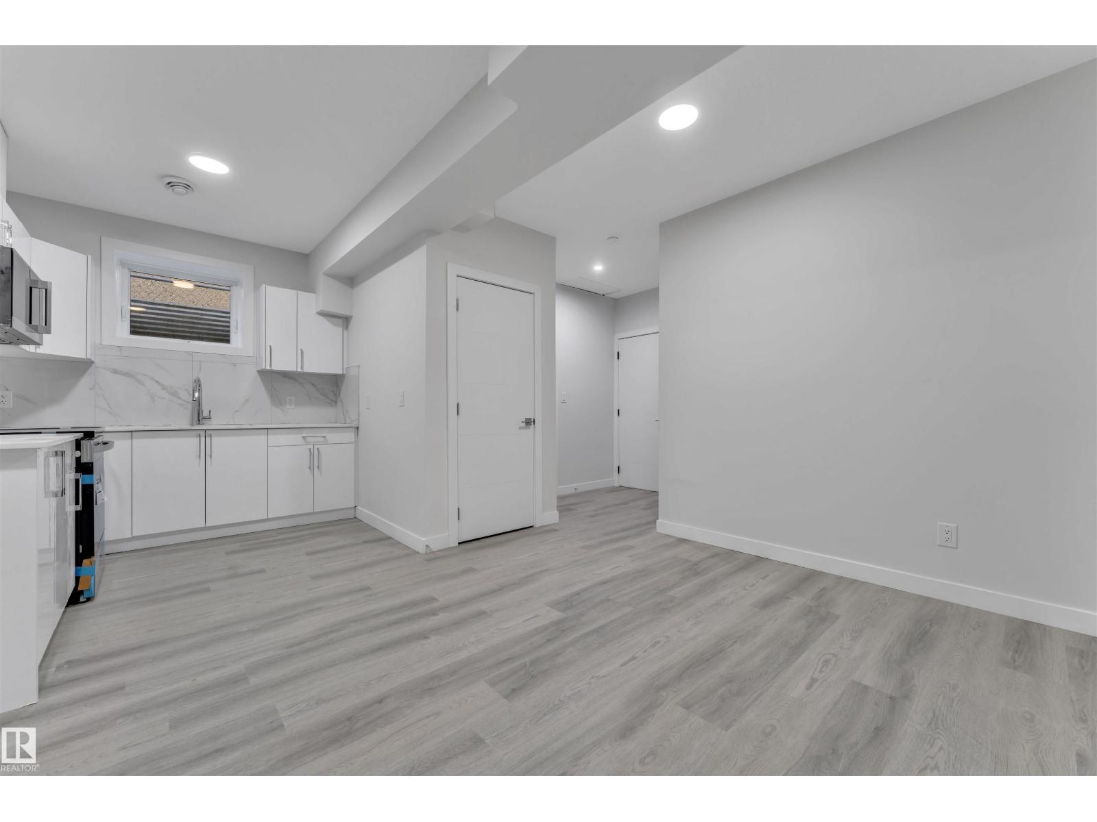 9650 63 Ave Nw, Edmonton, Alberta  T6E 0G5 - Photo 9 - E4462730