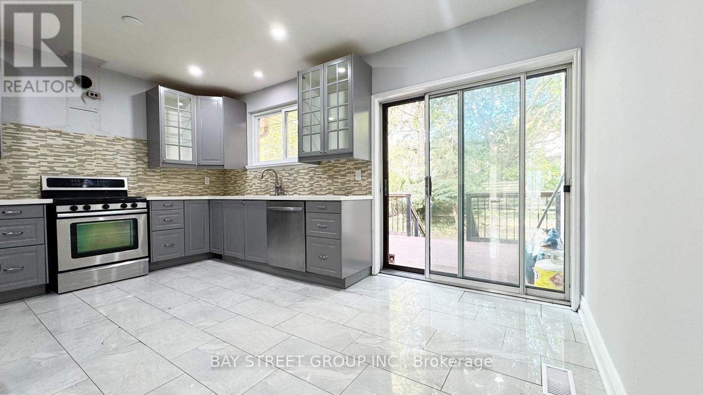 64 Sloley Road, Toronto, Ontario  M1M 1C8 - Photo 2 - E12470581