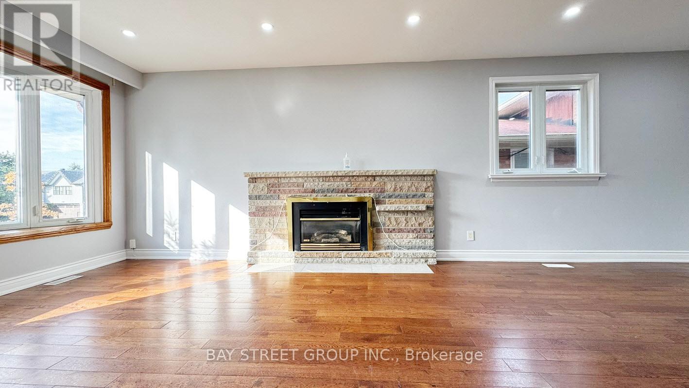 64 Sloley Road, Toronto, Ontario  M1M 1C8 - Photo 5 - E12470581
