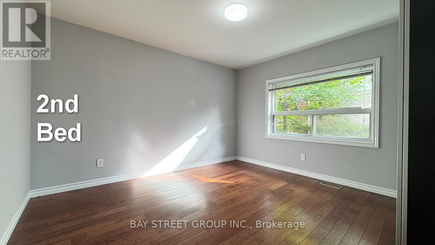 64 Sloley Road, Toronto, Ontario  M1M 1C8 - Photo 9 - E12470581