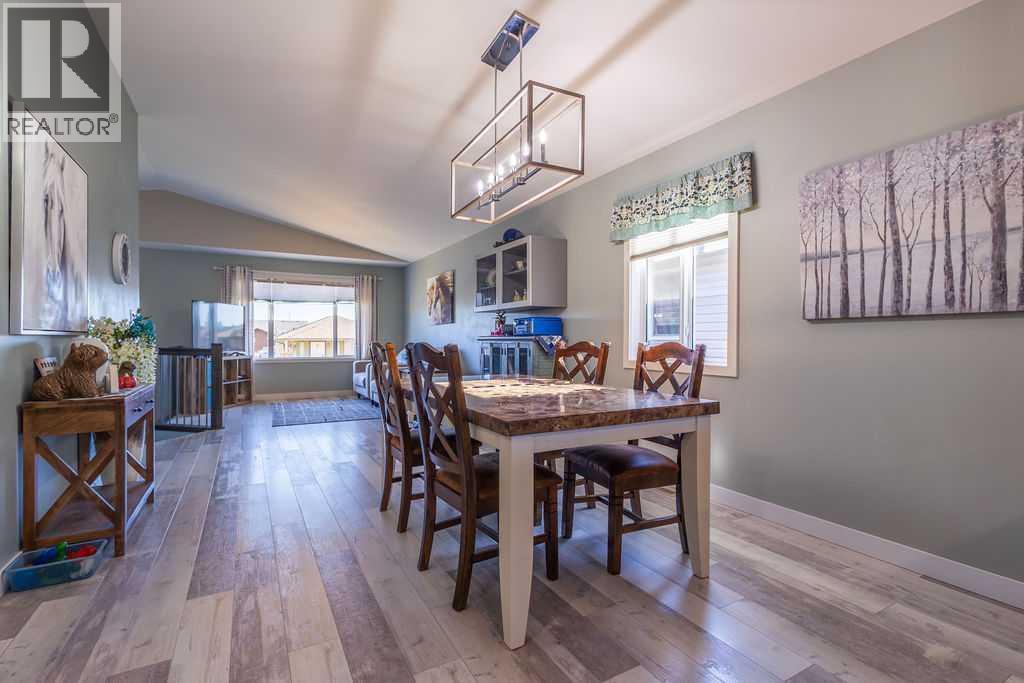 4420 74 Street, Camrose, Alberta  T4V 5C8 - Photo 6 - A2265234
