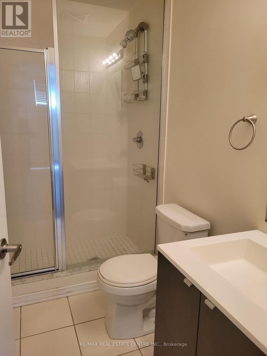 102 - 1140 Briar Hill Avenue, Toronto, Ontario  M6B 0A9 - Photo 4 - W12470583