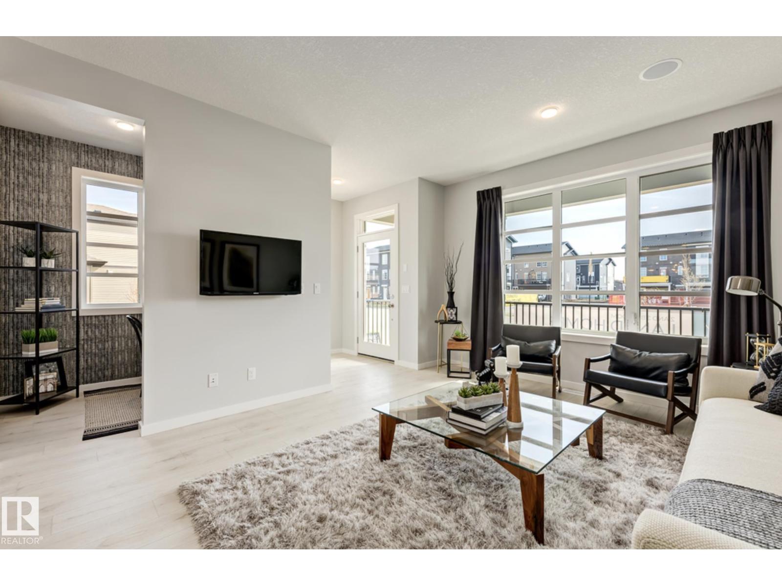 17203 3 St Nw, Edmonton, Alberta  T5Y 4G7 - Photo 4 - E4438511