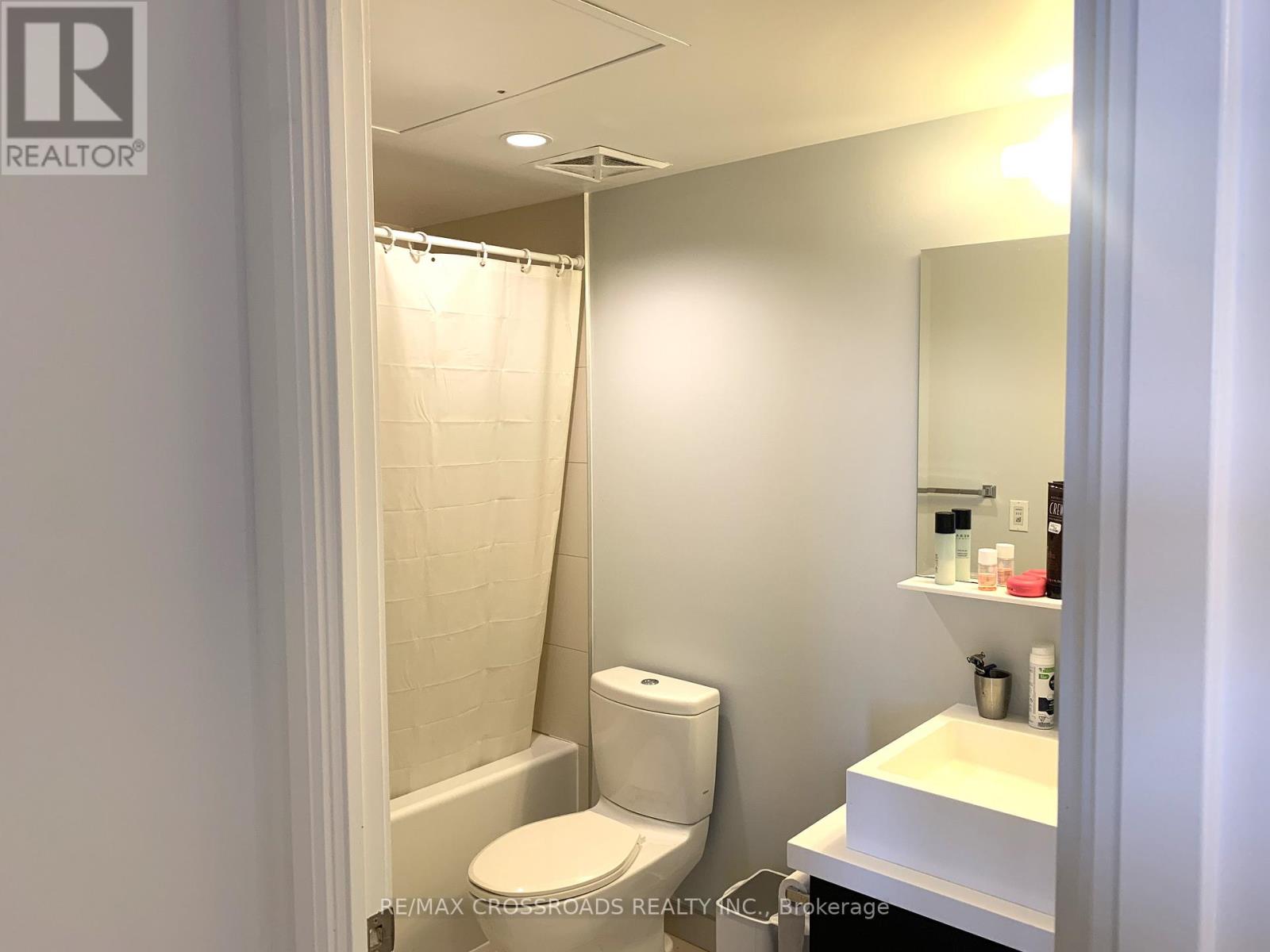 3611 - 1080 Bay Street, Toronto, Ontario  M5S 0A5 - Photo 12 - C12470589