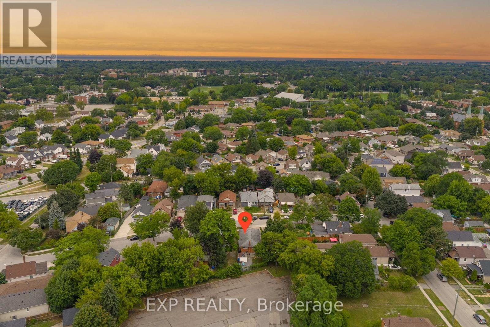 12 Lailey Street, St. Catharines, Ontario  L2M 5G8 - Photo 23 - X12470590
