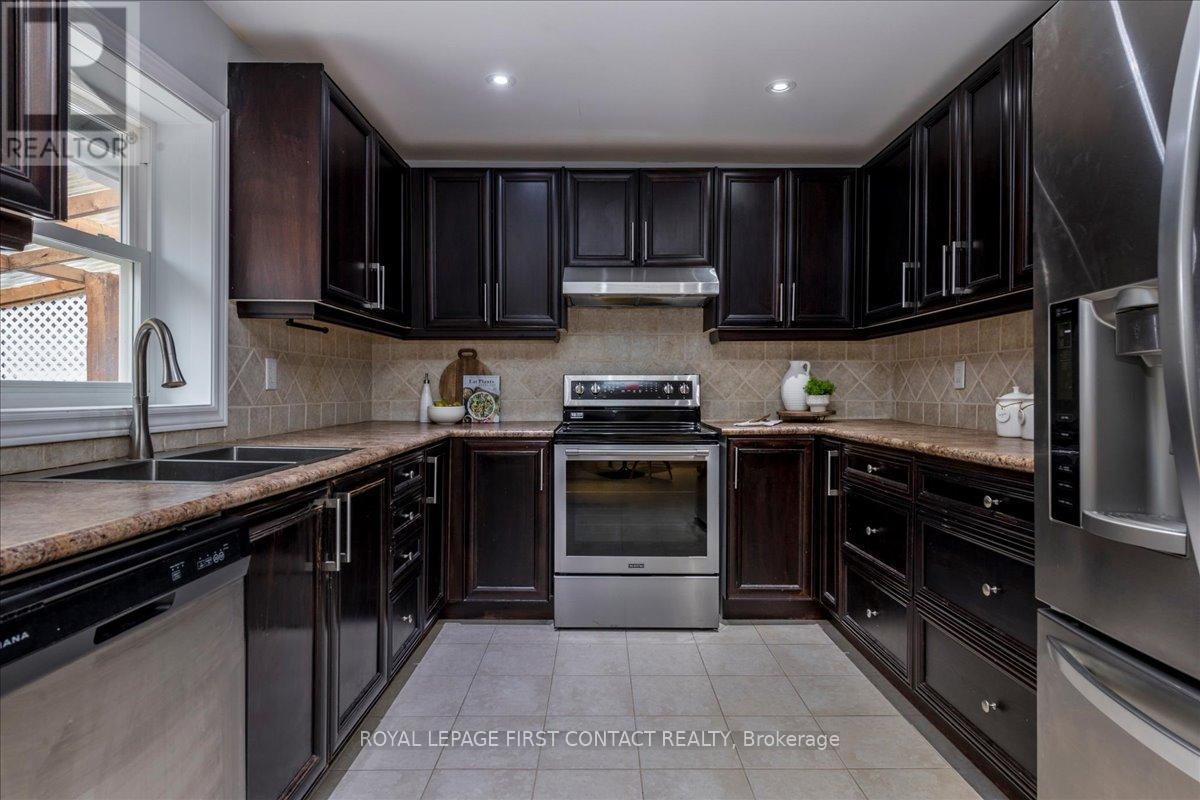 2 George Street, Innisfil, Ontario  L0L 1L0 - Photo 11 - N12470591