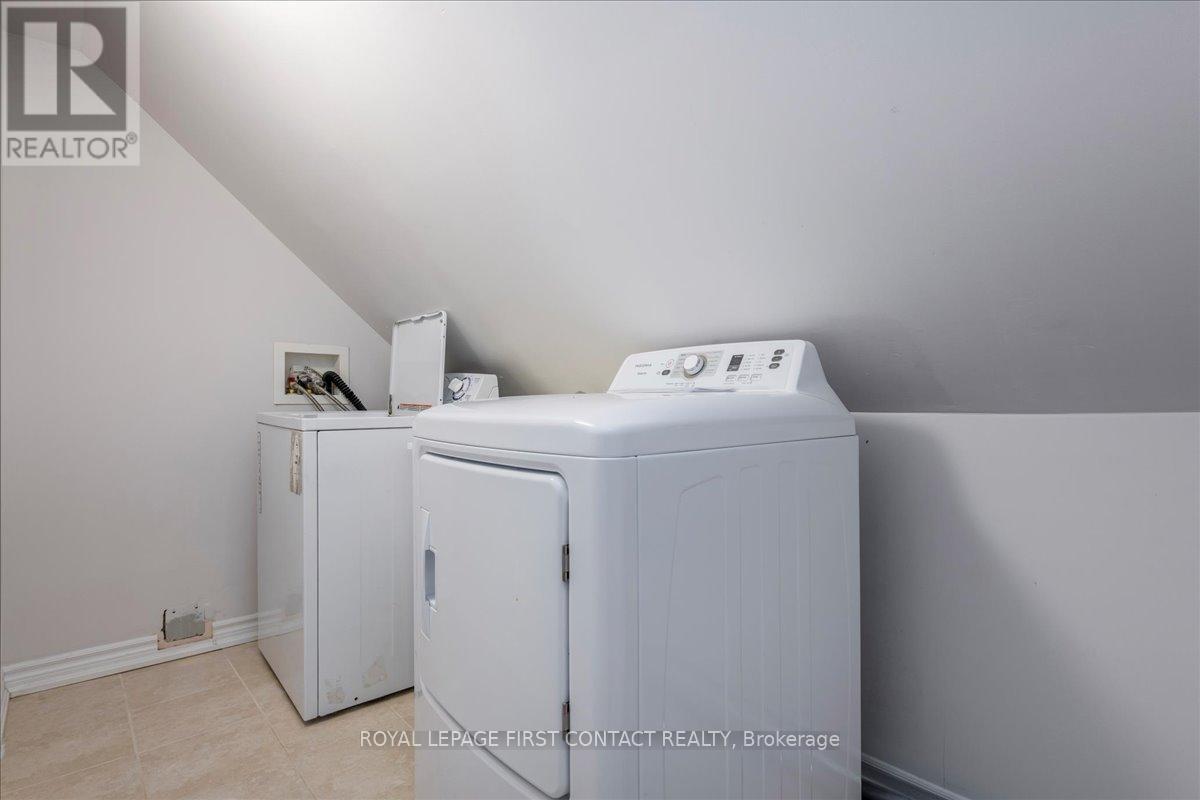2 George Street, Innisfil, Ontario  L0L 1L0 - Photo 19 - N12470591
