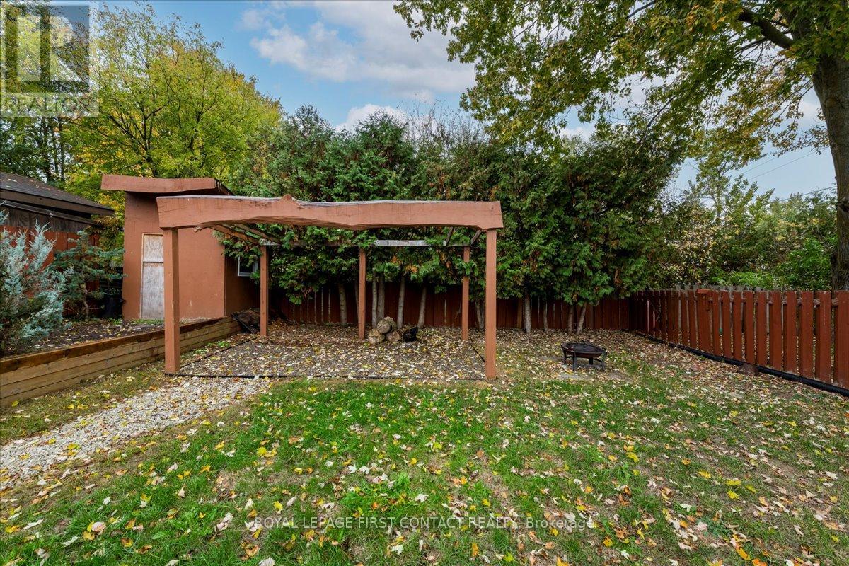 2 George Street, Innisfil, Ontario  L0L 1L0 - Photo 27 - N12470591