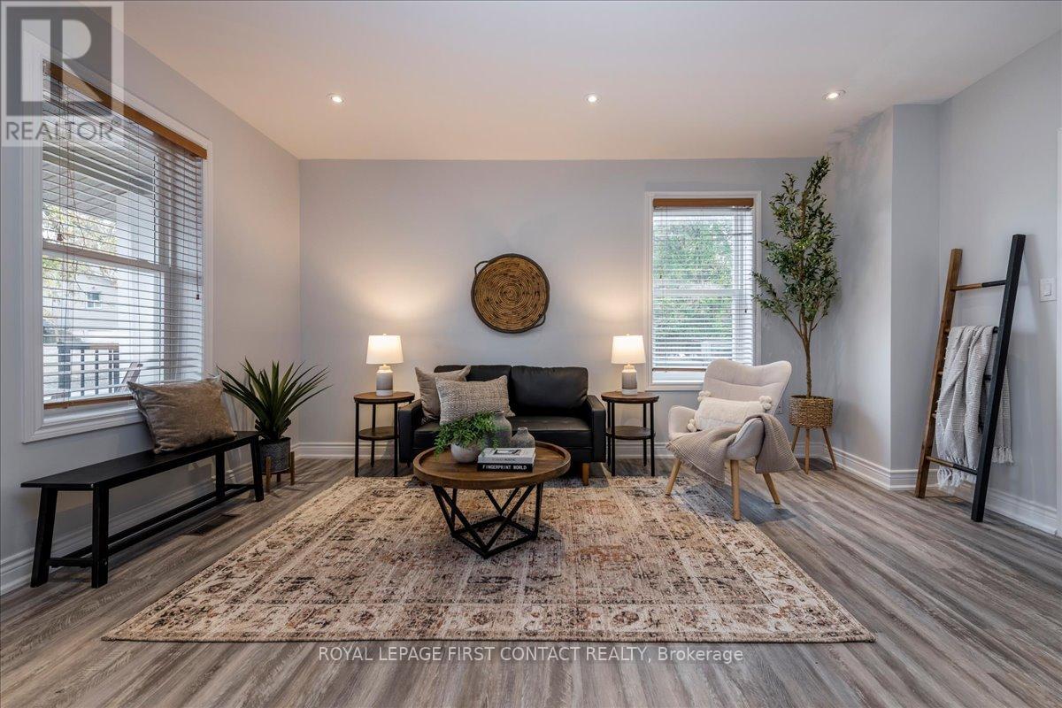 2 George Street, Innisfil, Ontario  L0L 1L0 - Photo 6 - N12470591