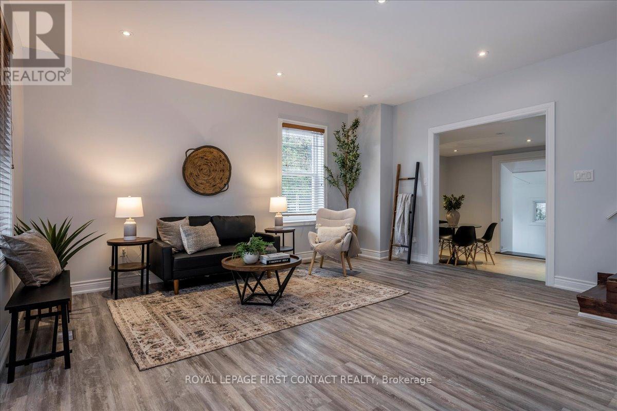 2 George Street, Innisfil, Ontario  L0L 1L0 - Photo 7 - N12470591