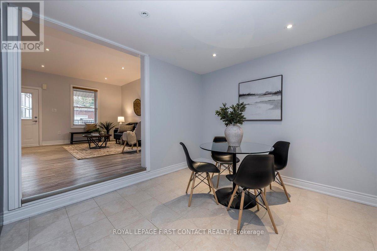 2 George Street, Innisfil, Ontario  L0L 1L0 - Photo 8 - N12470591
