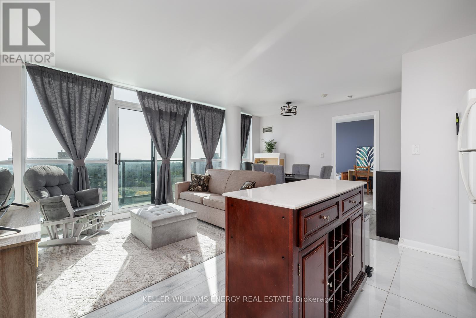 1114 - 600 Fleet Street, Toronto, Ontario  M5V 1B7 - Photo 11 - C12467604