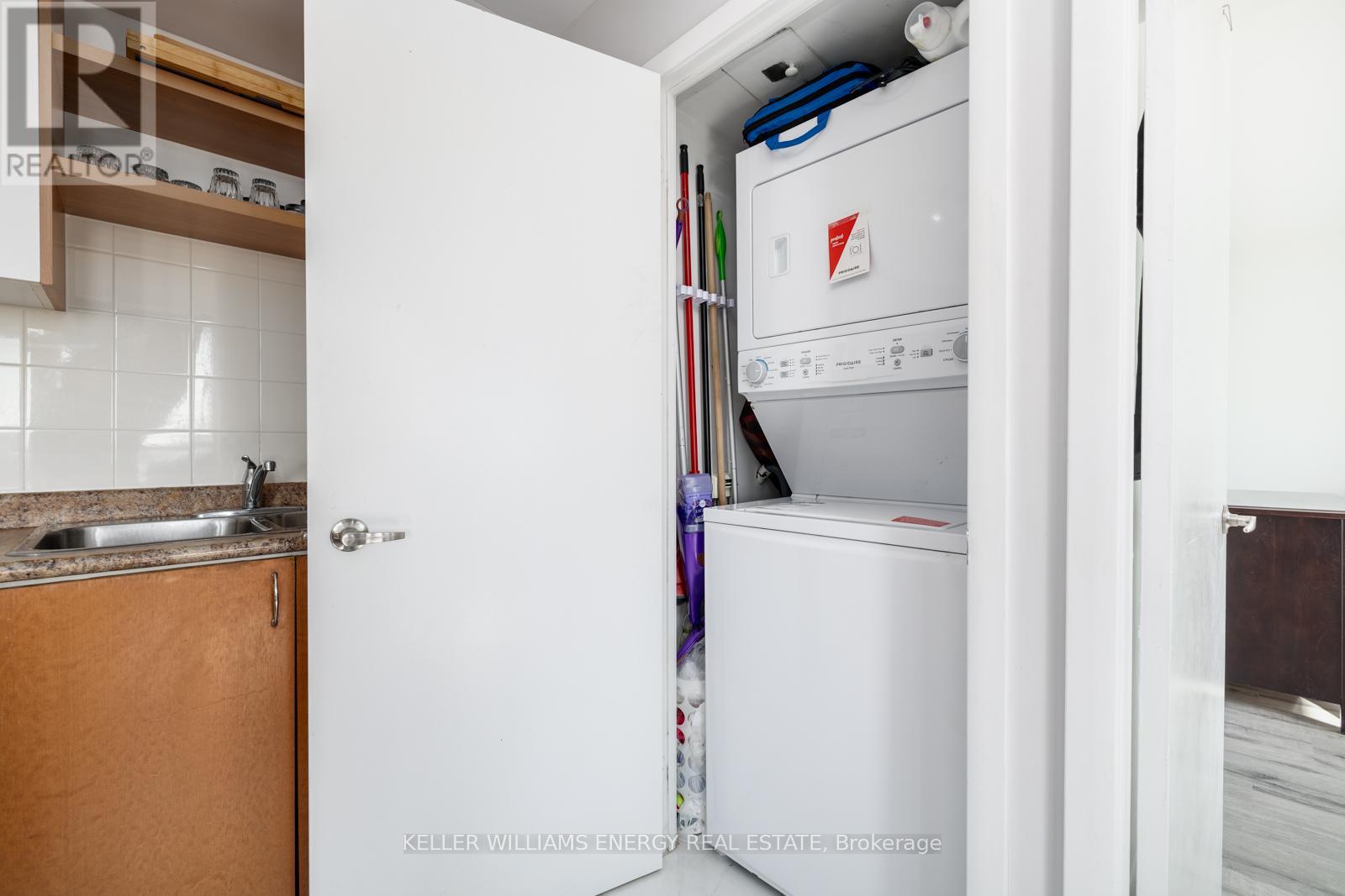 1114 - 600 Fleet Street, Toronto, Ontario  M5V 1B7 - Photo 18 - C12467604