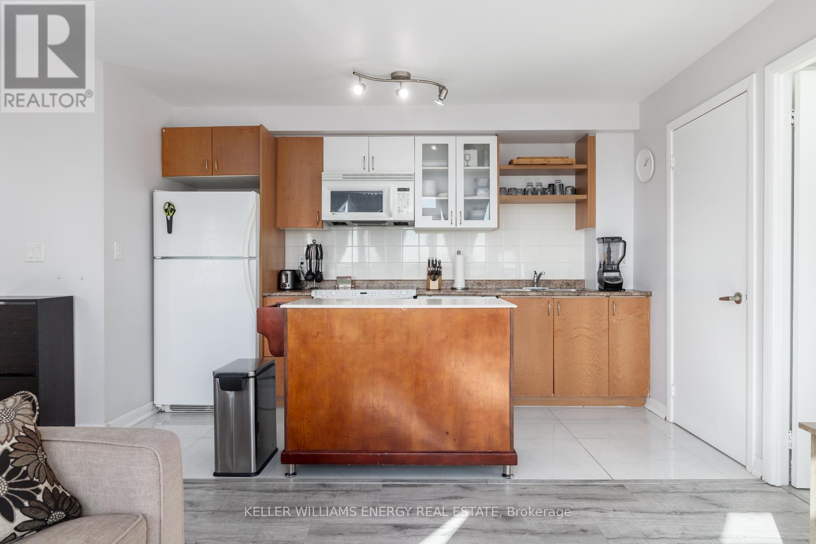 1114 - 600 Fleet Street, Toronto, Ontario  M5V 1B7 - Photo 9 - C12467604