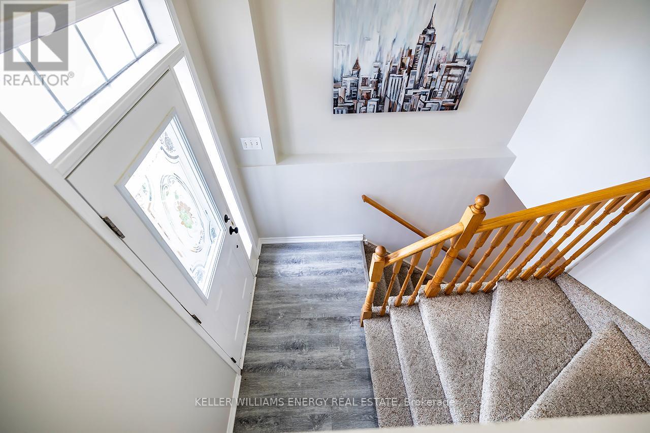 3 Willey Drive, Clarington, Ontario  L1C 4Z7 - Photo 4 - E12442207