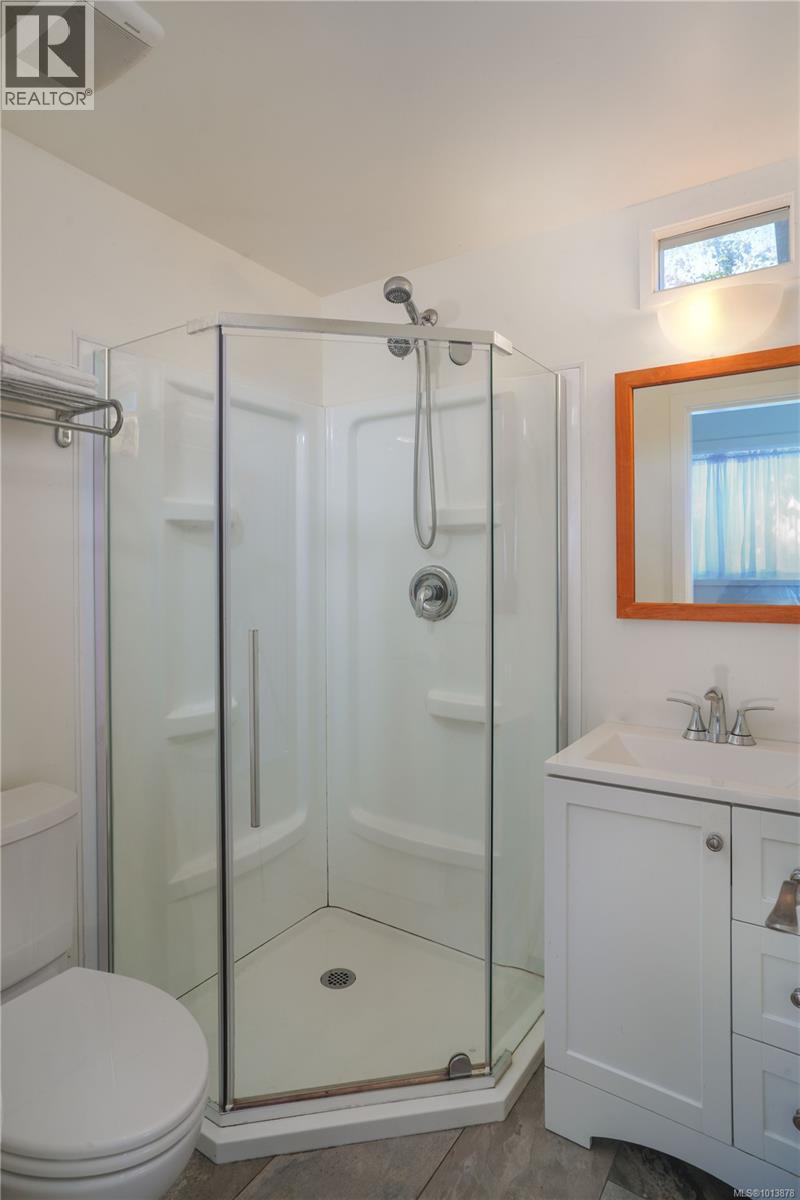 270 Price Rd, Salt Spring, British Columbia  V8K 2E9 - Photo 12 - 1013878