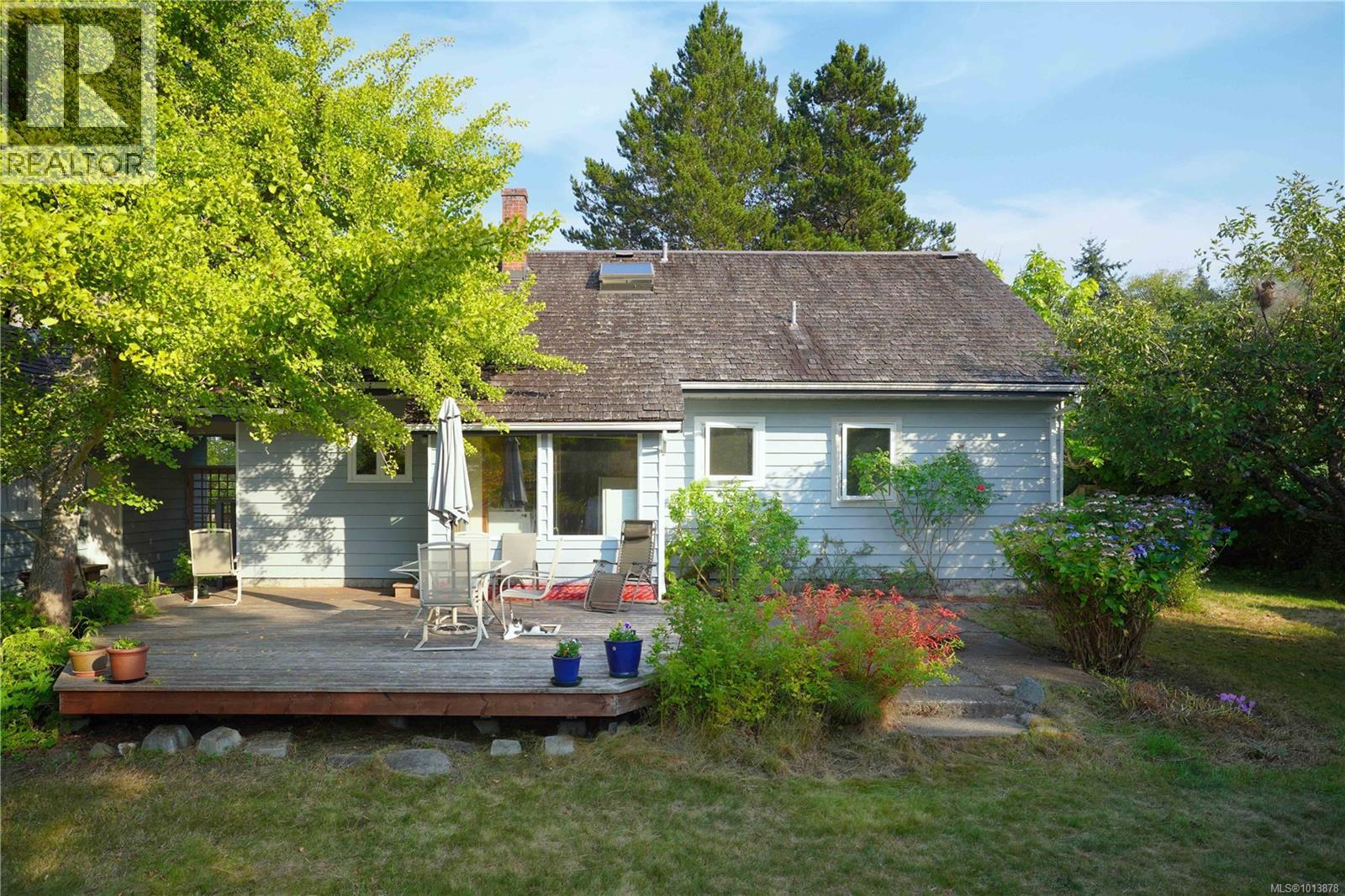 270 Price Rd, Salt Spring, British Columbia  V8K 2E9 - Photo 16 - 1013878