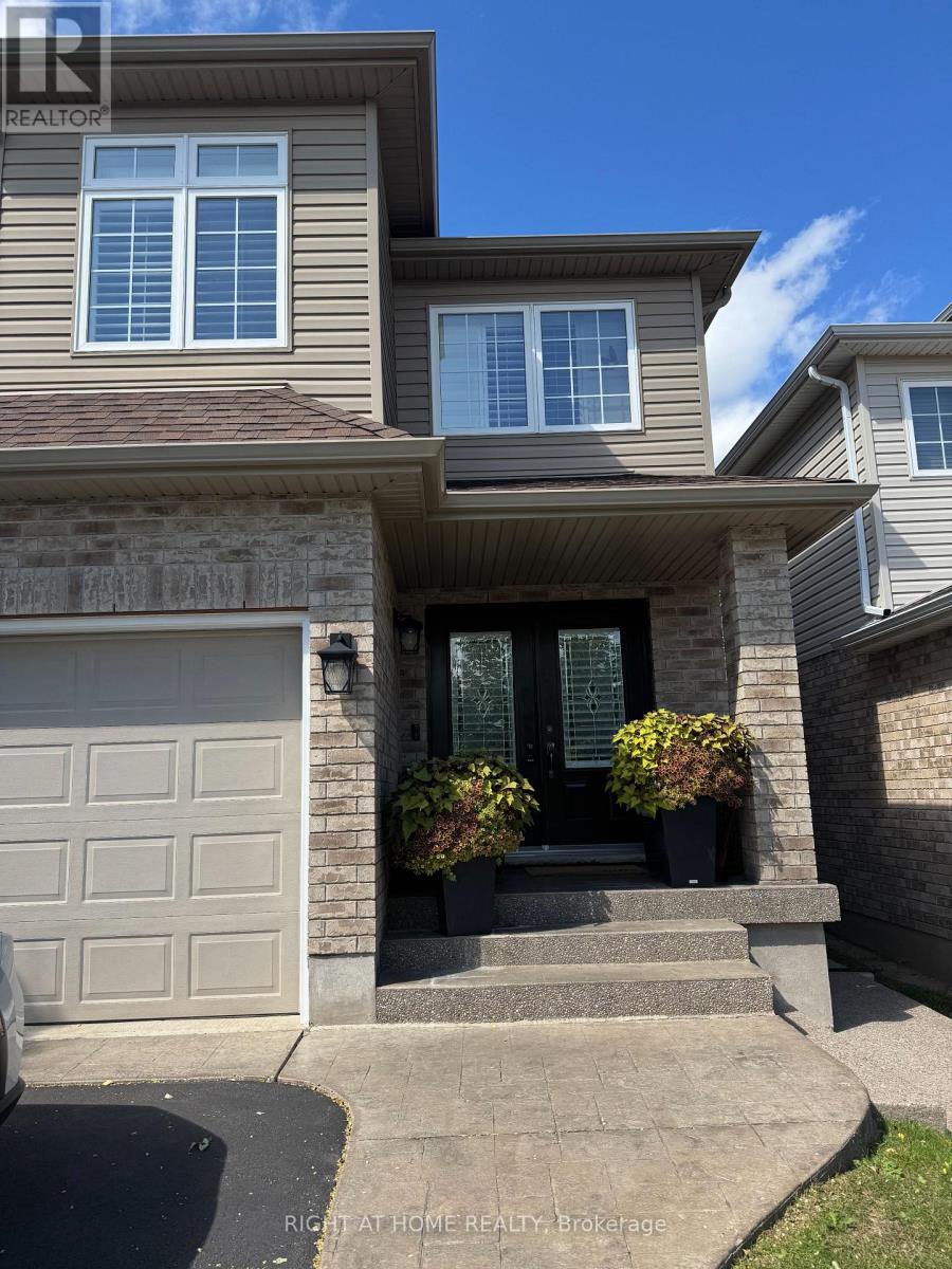 Lower - 174 Curzon Crescent, Guelph, Ontario  N1K 0B5 - Photo 2 - X12470564