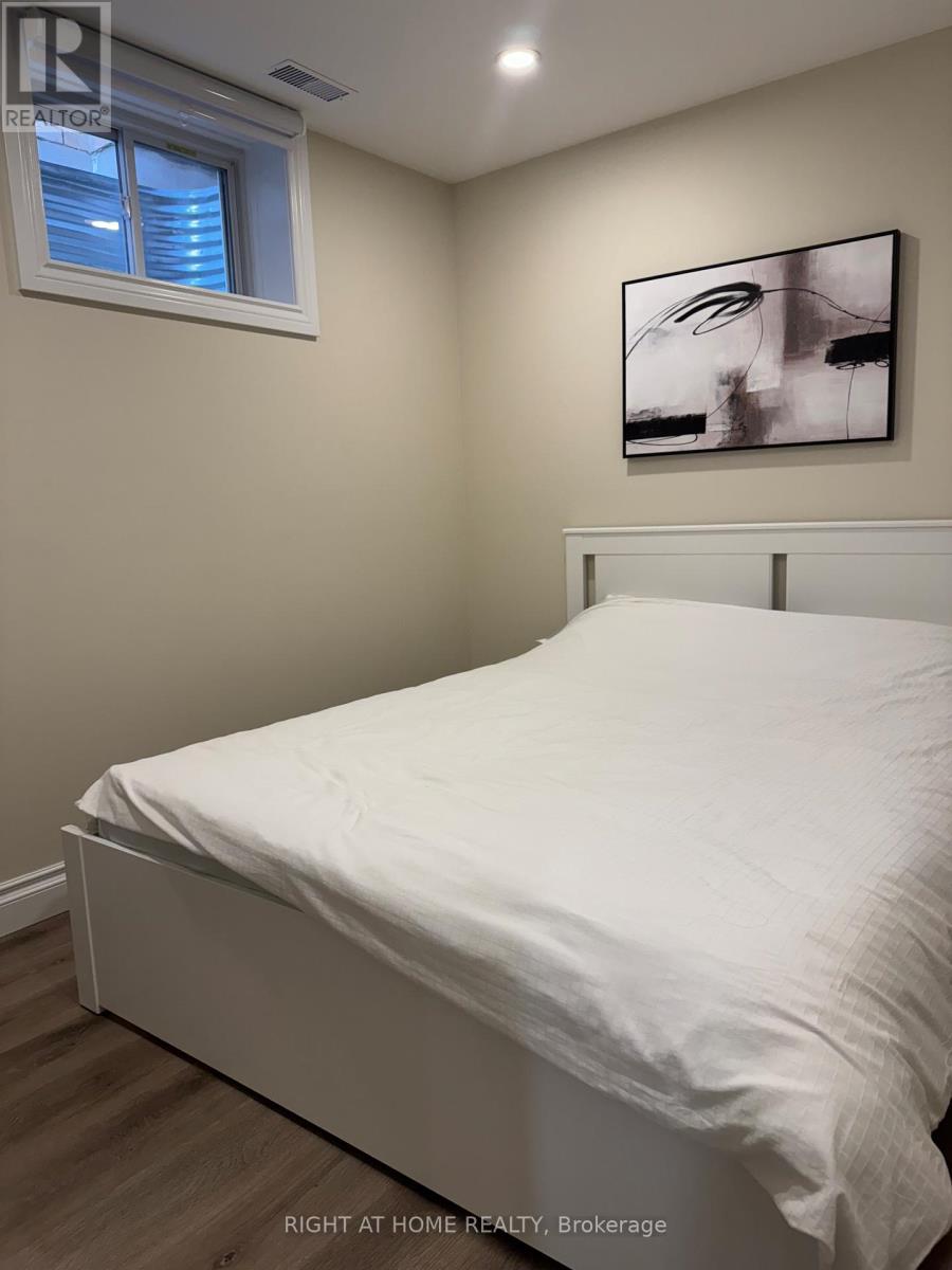 Lower - 174 Curzon Crescent, Guelph, Ontario  N1K 0B5 - Photo 16 - X12470564
