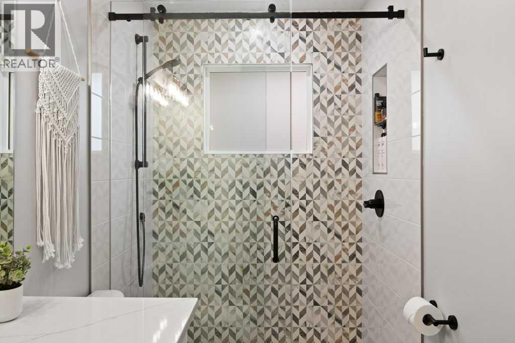 9919 Walrond Road Se, Calgary, Alberta  T2J 1M4 - Photo 14 - A2256190