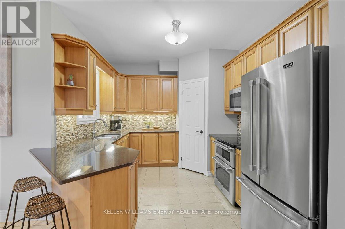 518 Britannia Avenue E, Oshawa, Ontario  L1L 1B7 - Photo 2 - E12421898