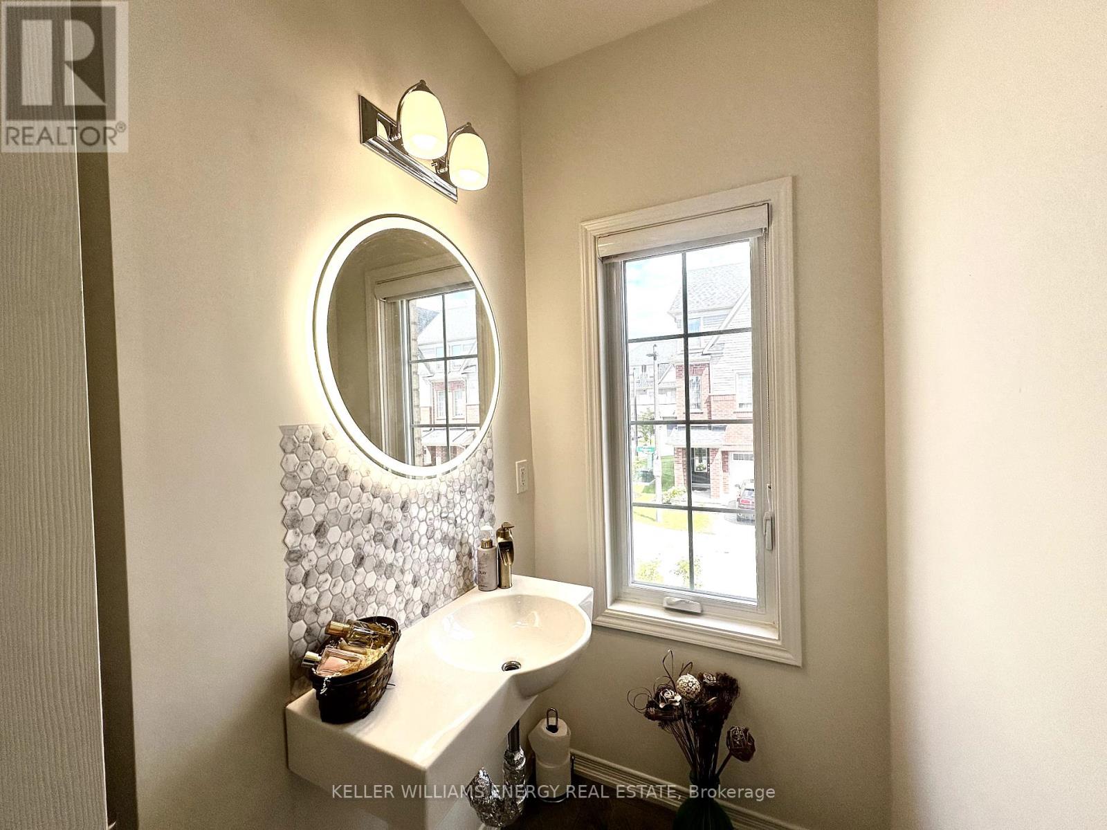 2566 Mojave Path, Oshawa, Ontario  L1L 0P9 - Photo 7 - E12423050