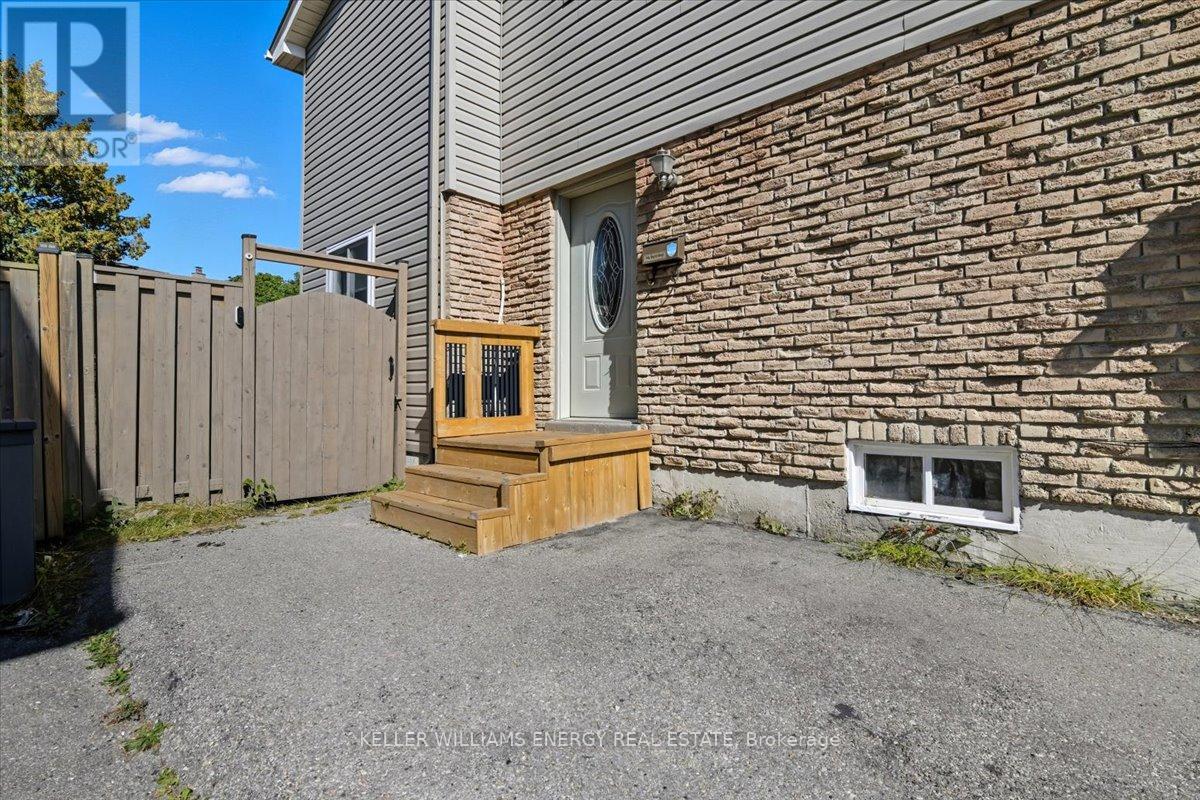 370 Ormond Drive, Oshawa, Ontario  L1K 1J2 - Photo 2 - E12449073