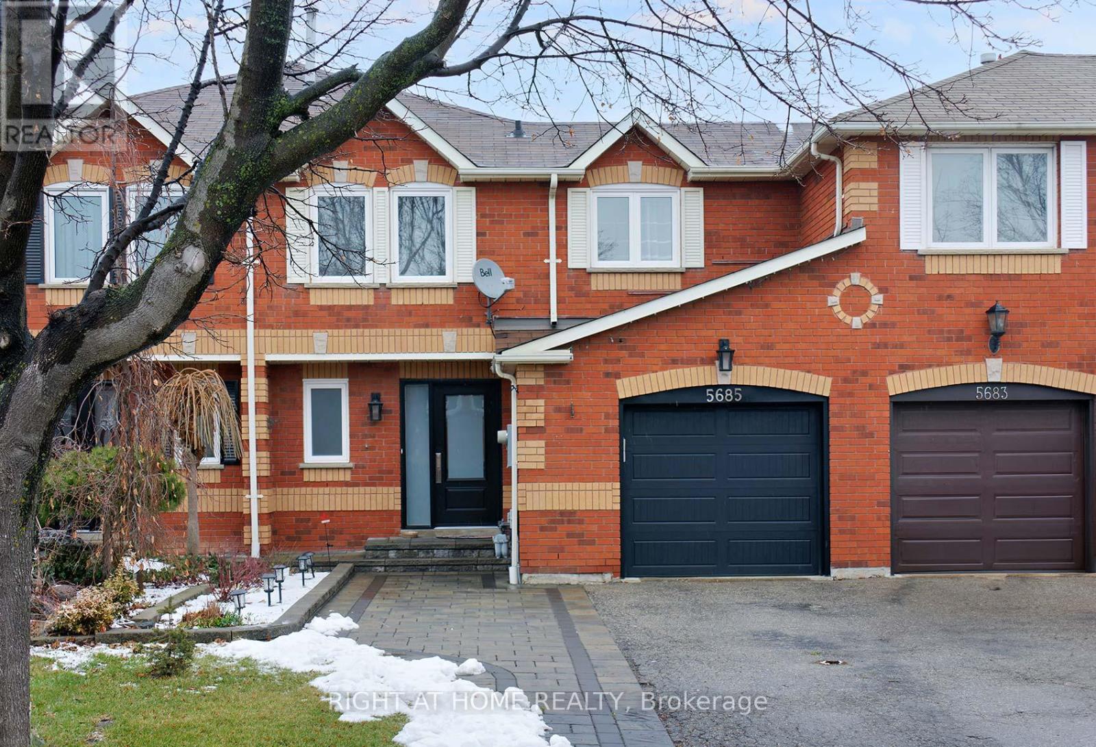 5685 SHILLINGTON DRIVE, Mississauga, Ontario