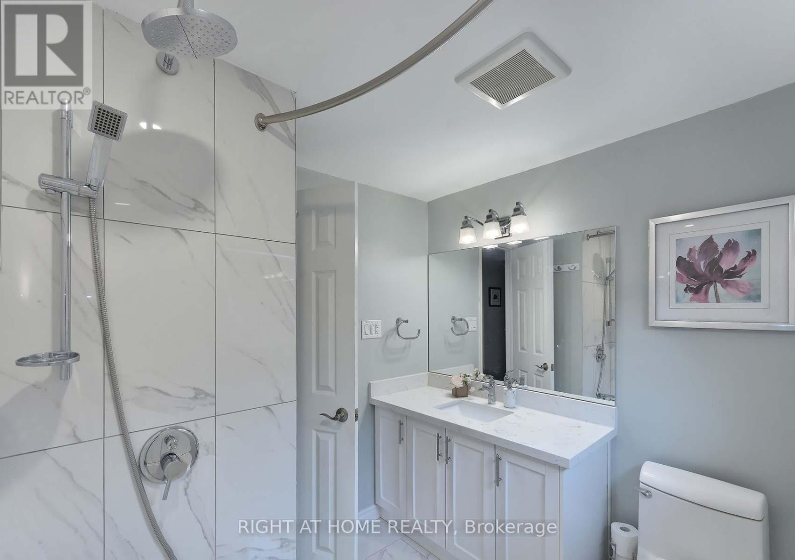 5685 Shillington Drive, Mississauga, Ontario  L5R 3N5 - Photo 24 - W12470600