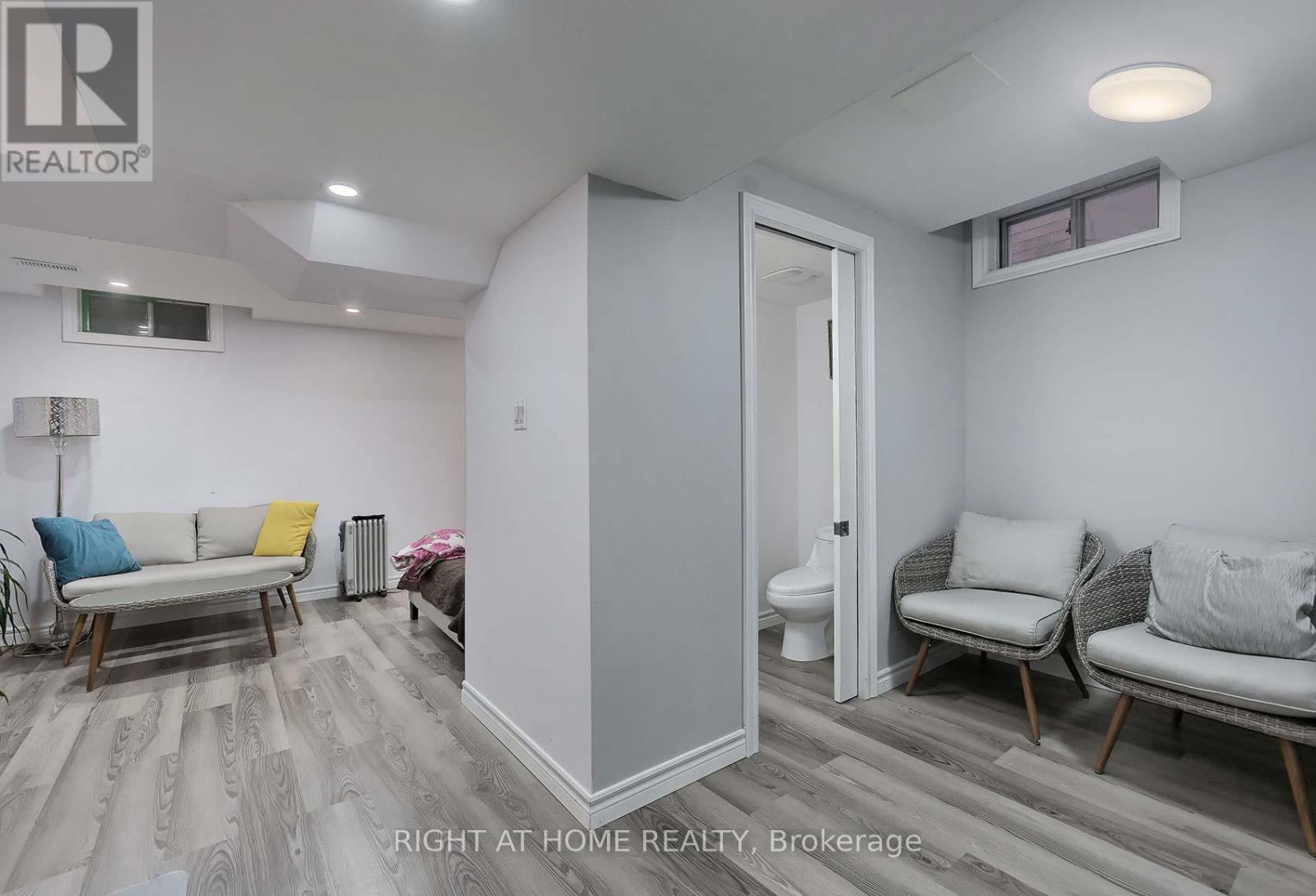 5685 Shillington Drive, Mississauga, Ontario  L5R 3N5 - Photo 26 - W12470600