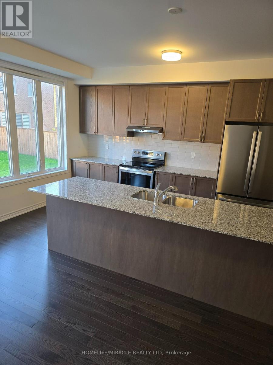 502 Parent Place, Milton, Ontario  L9E 1L4 - Photo 3 - W12466814