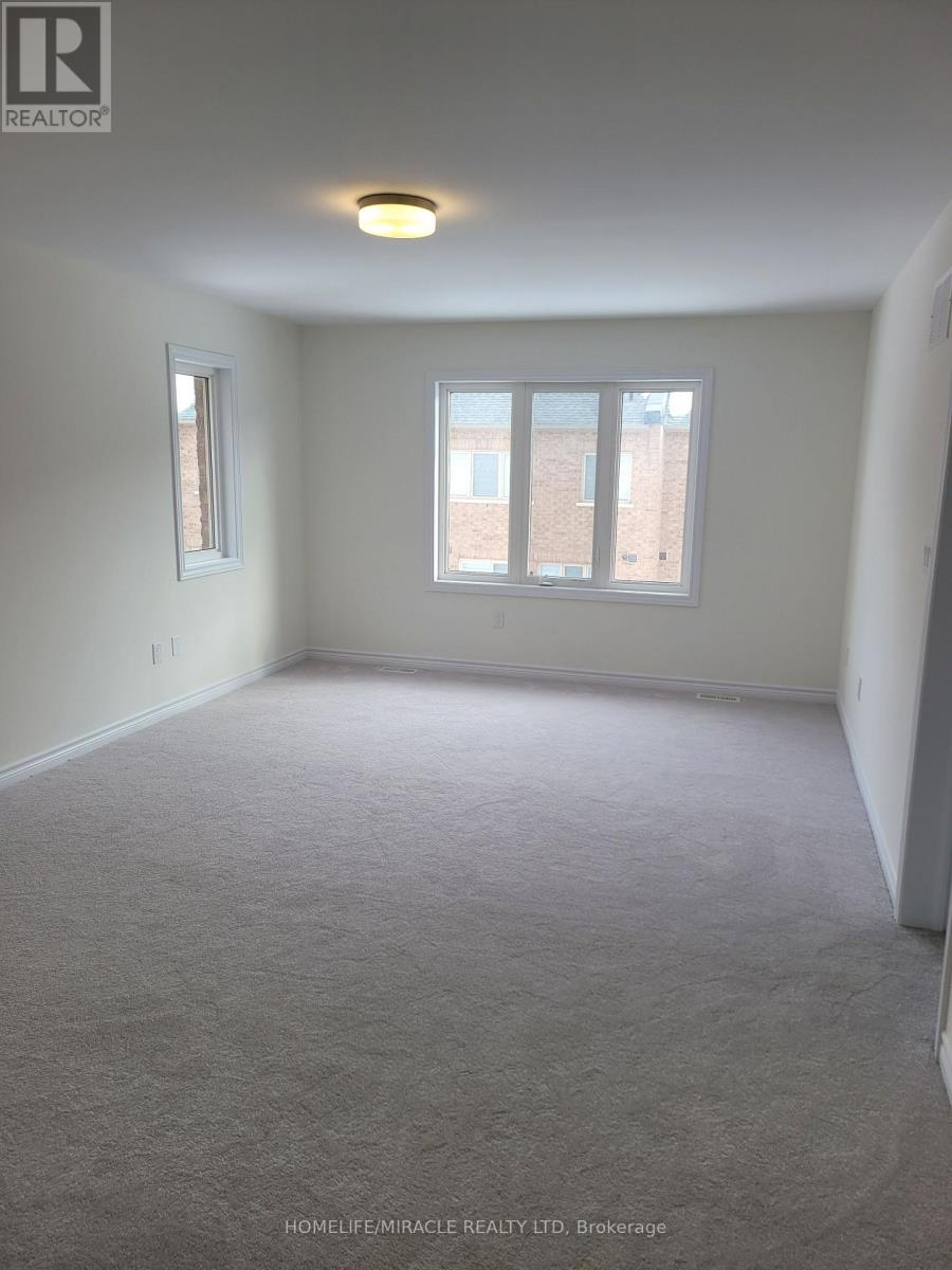 502 Parent Place, Milton, Ontario  L9E 1L4 - Photo 4 - W12466814