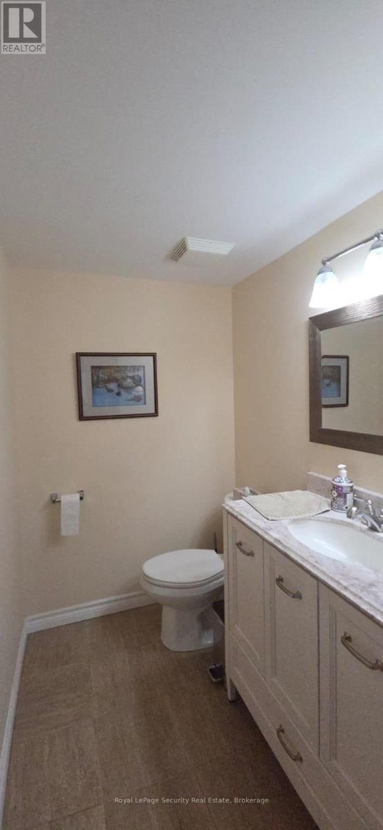 805 - 2556 Argyle Road, Mississauga, Ontario  L5B 2H6 - Photo 15 - W12470322