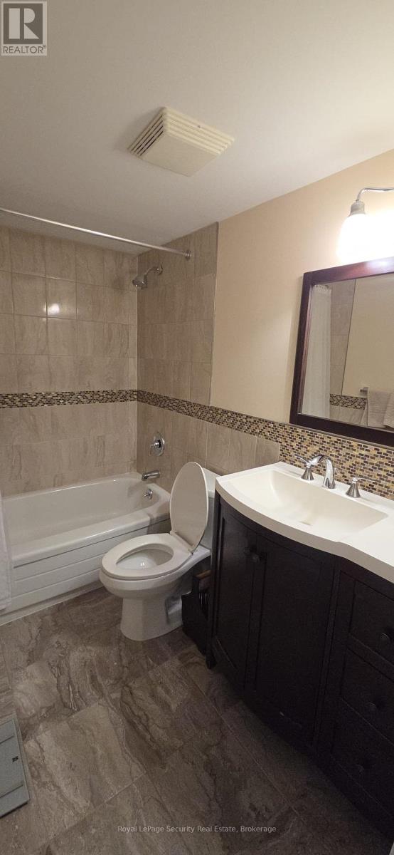 805 - 2556 Argyle Road, Mississauga, Ontario  L5B 2H6 - Photo 13 - W12470322