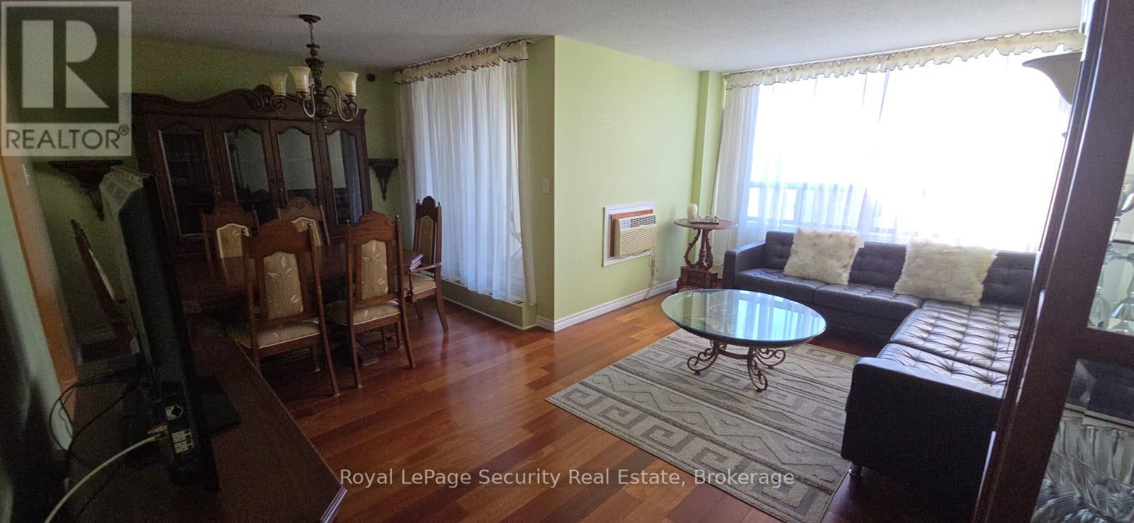 805 - 2556 Argyle Road, Mississauga, Ontario  L5B 2H6 - Photo 4 - W12470322