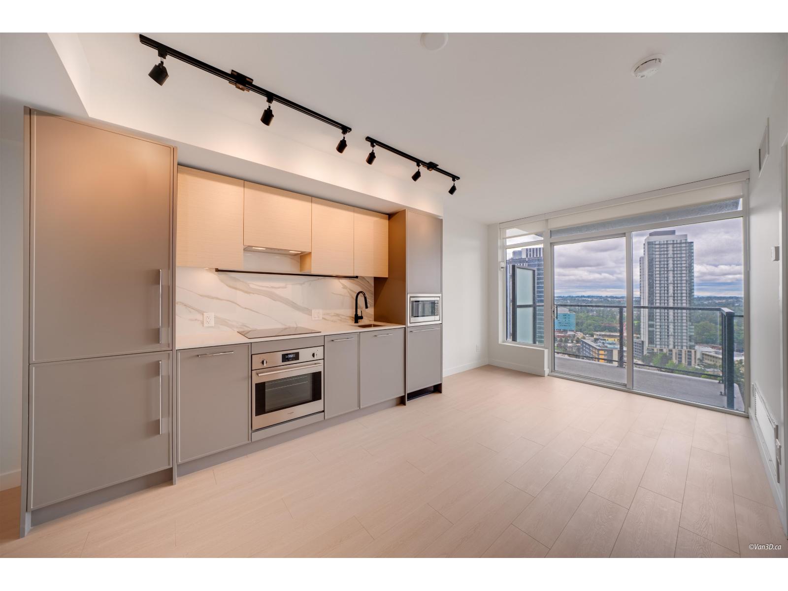 1812 13745 George Junction, Surrey, British Columbia V3T 0V8 - Photo 8 - R3052463