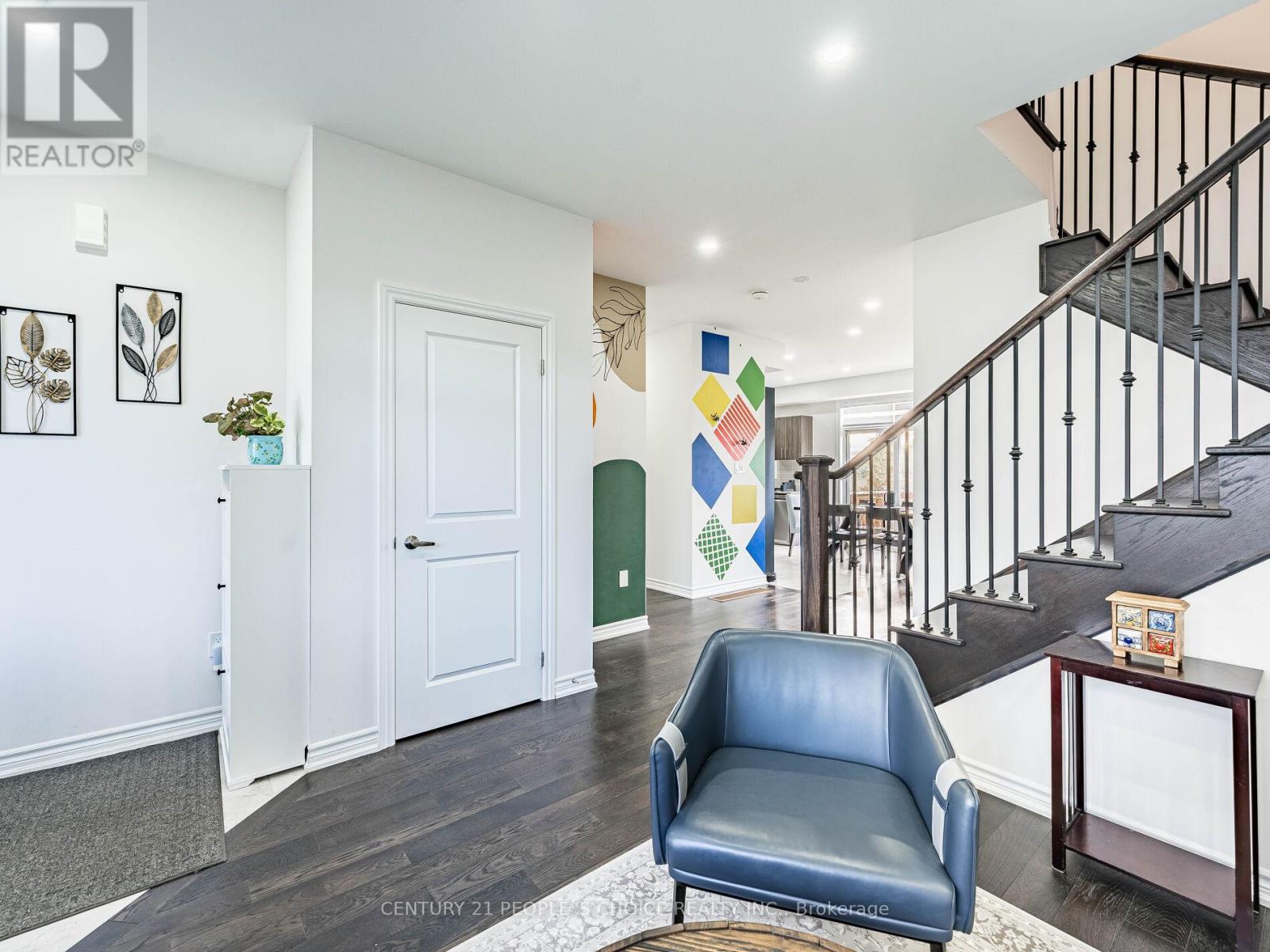 257 Duncan Street, Clearview, Ontario  L0M 1S0 - Photo 6 - S12466220
