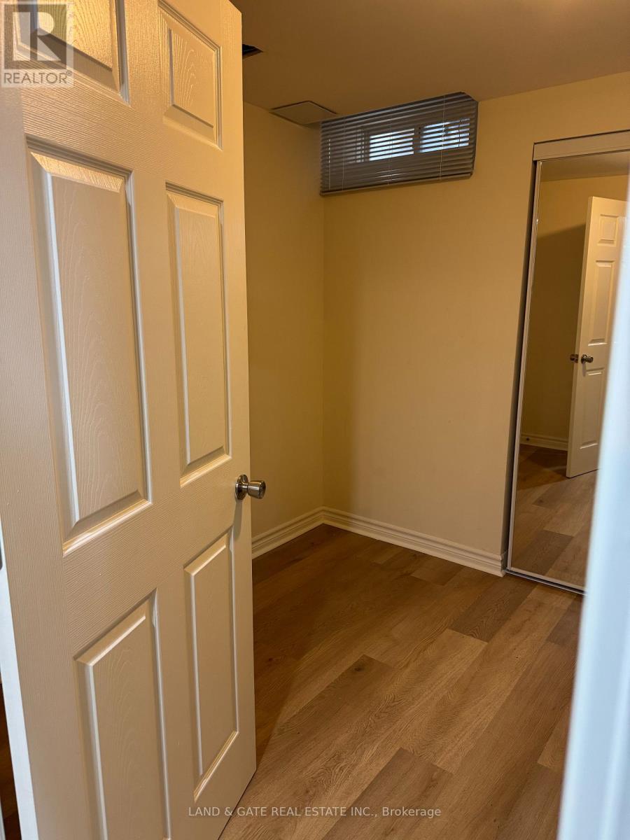 49 Everingham Circle, Brampton, Ontario  L6R 0R9 - Photo 3 - W12470617