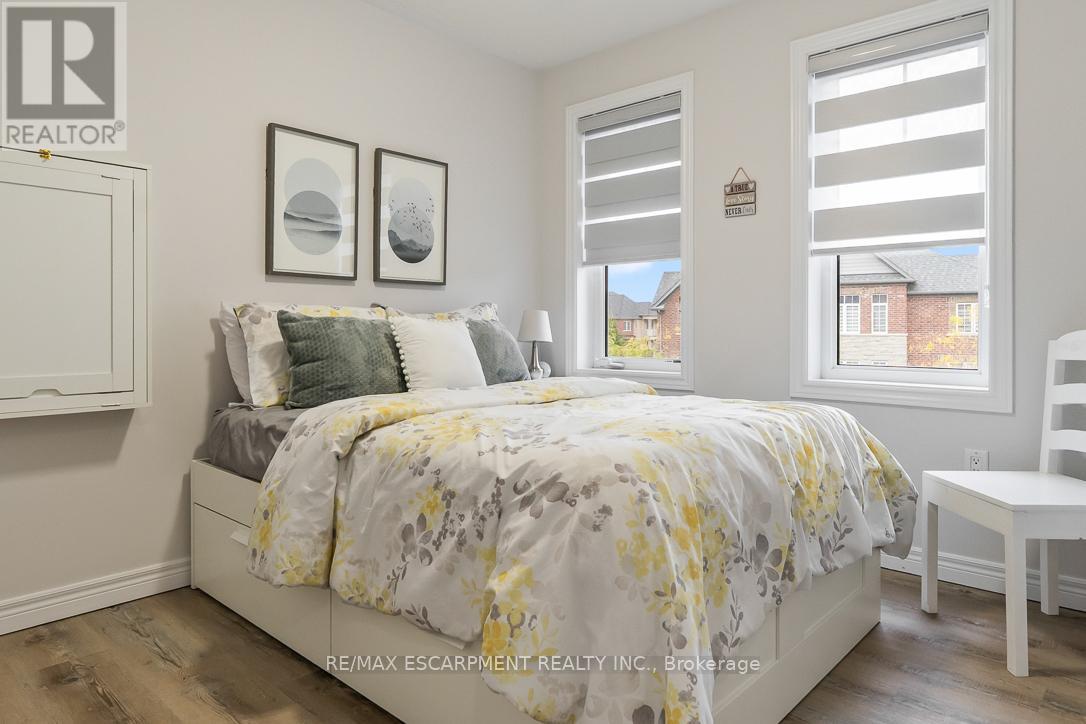 19 Maple Cider Street, Caledon, Ontario  L7C 4B4 - Photo 30 - W12470359