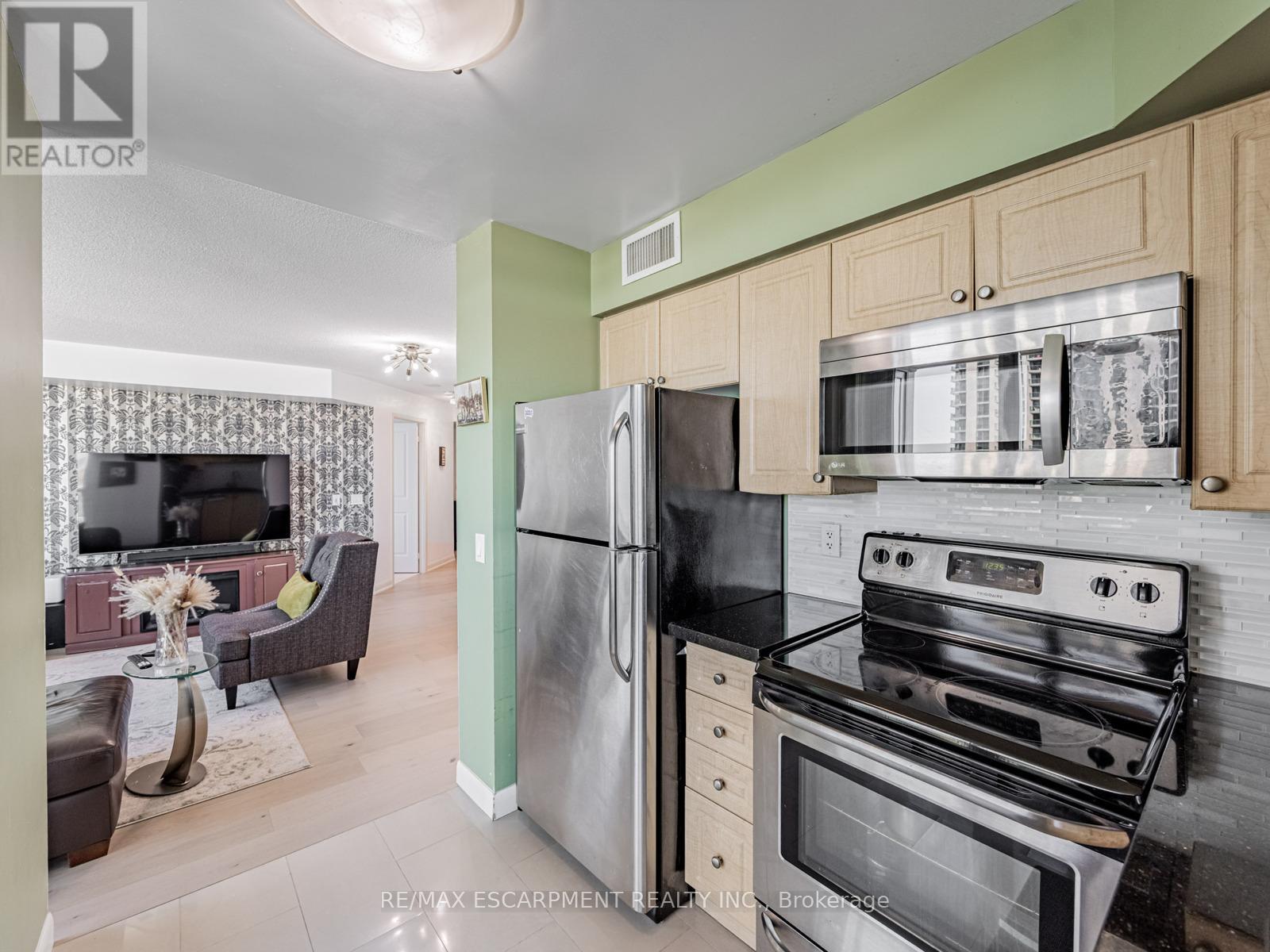 1110 - 235 Sherway Gardens Road, Toronto, Ontario  M9C 0A2 - Photo 11 - W12470609
