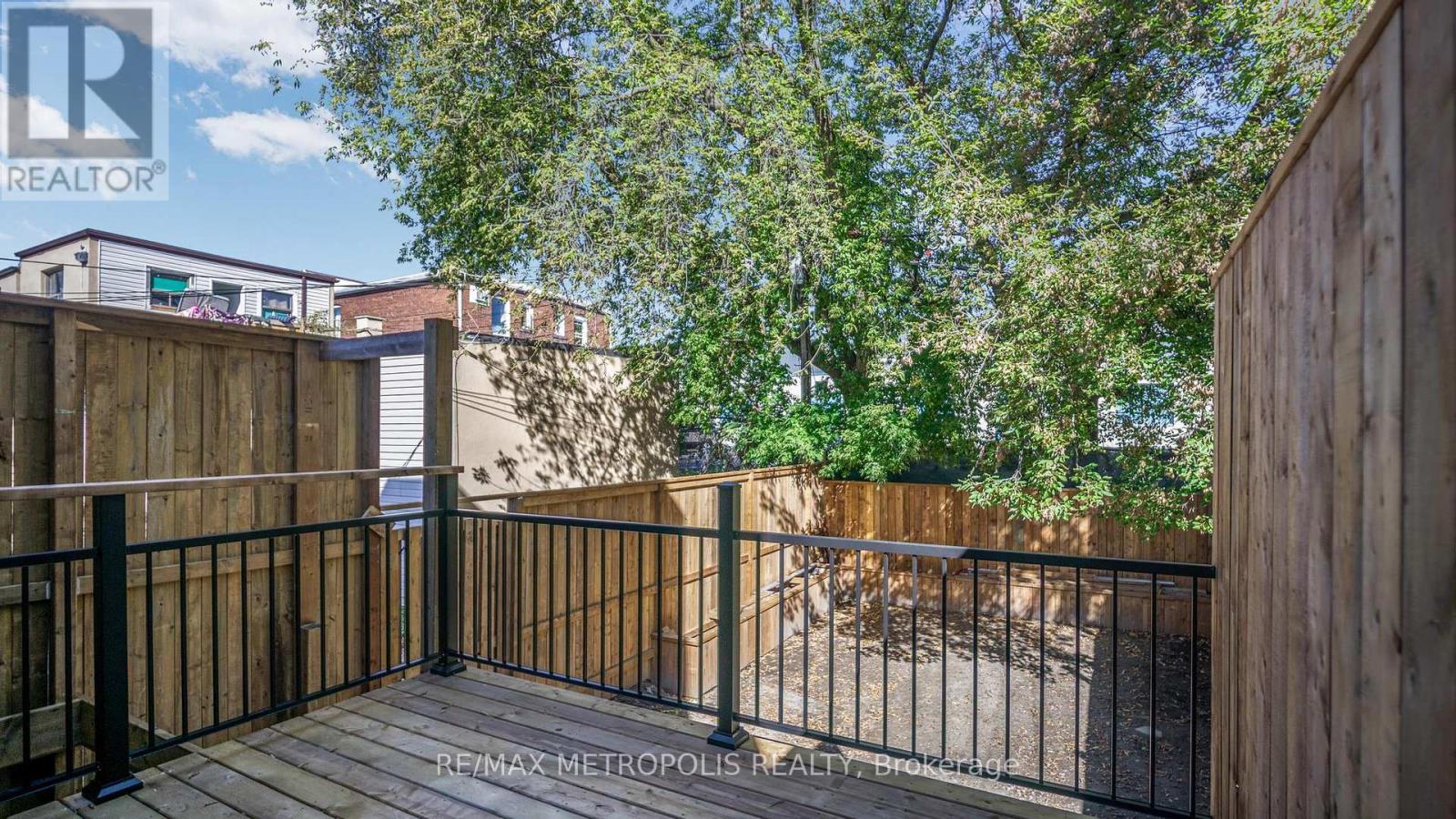 39 Kenworthy Avenue, Toronto, Ontario  M1L 3B1 - Photo 14 - E12451737