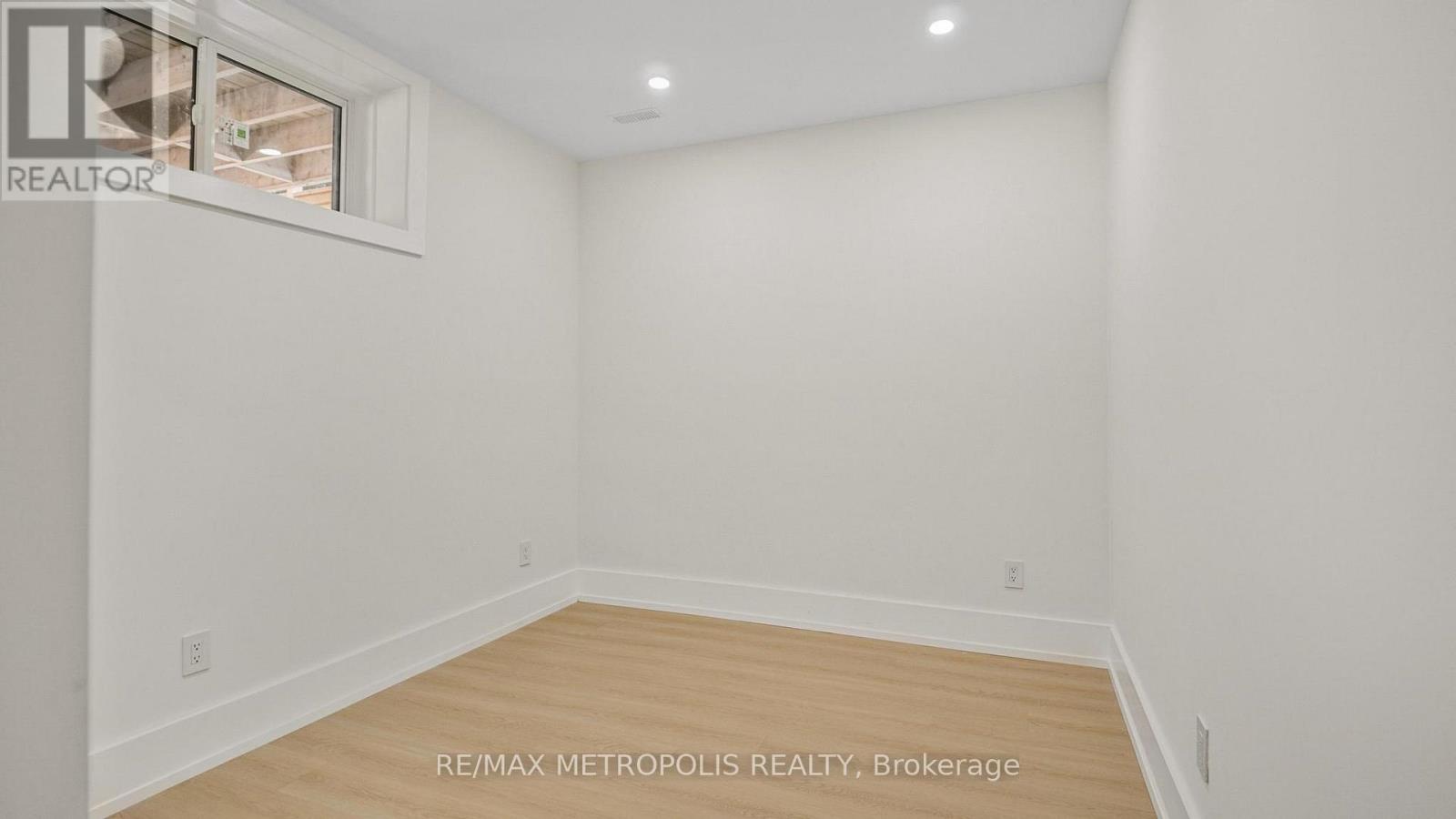 39 Kenworthy Avenue, Toronto, Ontario  M1L 3B1 - Photo 42 - E12451737