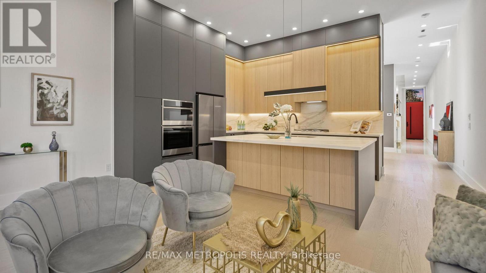 39 Kenworthy Avenue, Toronto, Ontario  M1L 3B1 - Photo 8 - E12451737