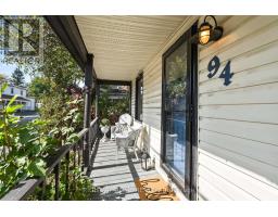94 MAIN STREET, North Dundas, Ontario