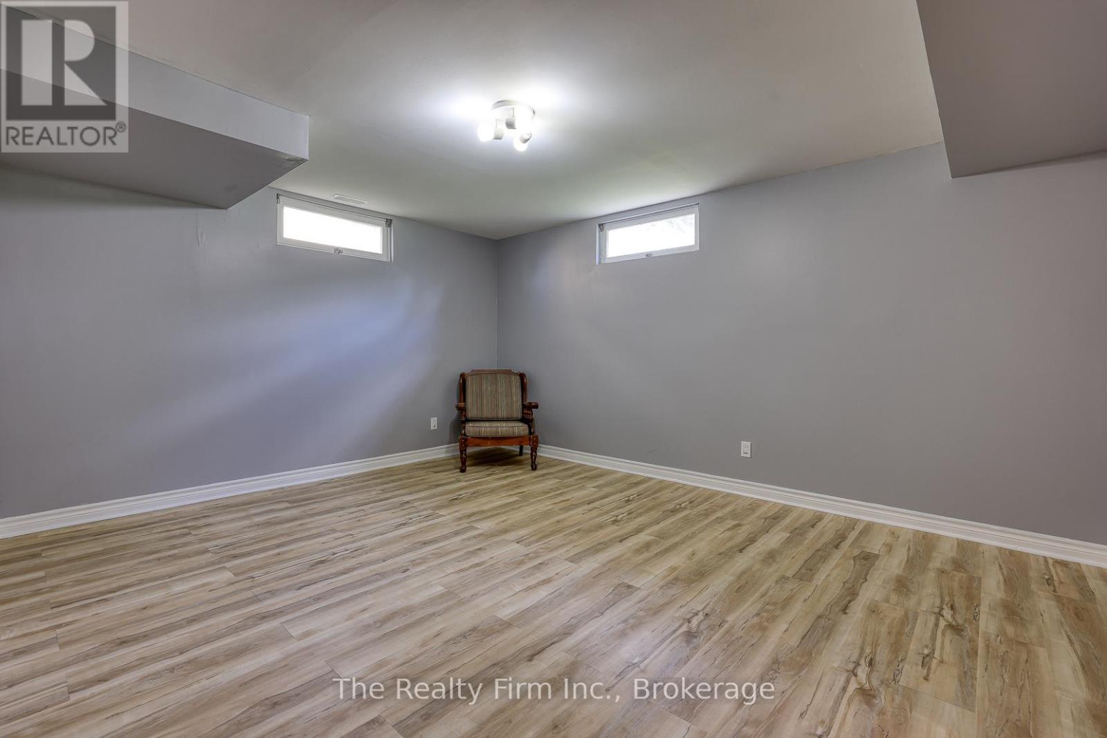 206 Charles Street E, Ingersoll, Ontario  N5C 1K4 - Photo 26 - X12366586