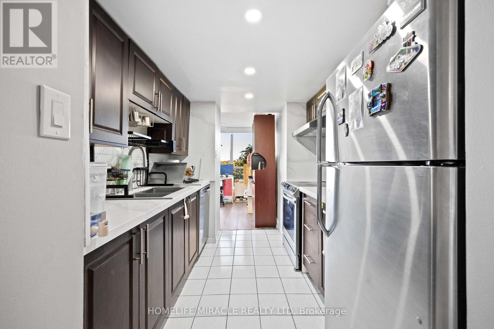 307 - 1 Rowntree Road, Toronto, Ontario  M9V 5G7 - Photo 10 - W12452804