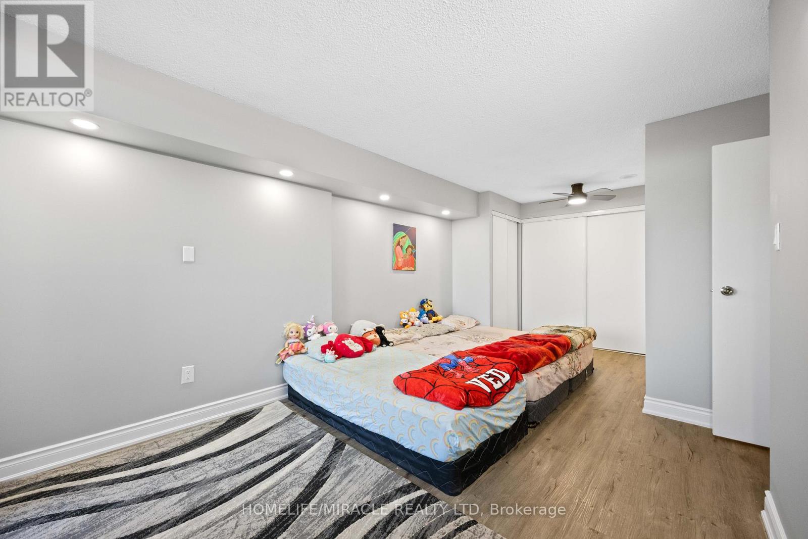 307 - 1 Rowntree Road, Toronto, Ontario  M9V 5G7 - Photo 19 - W12452804