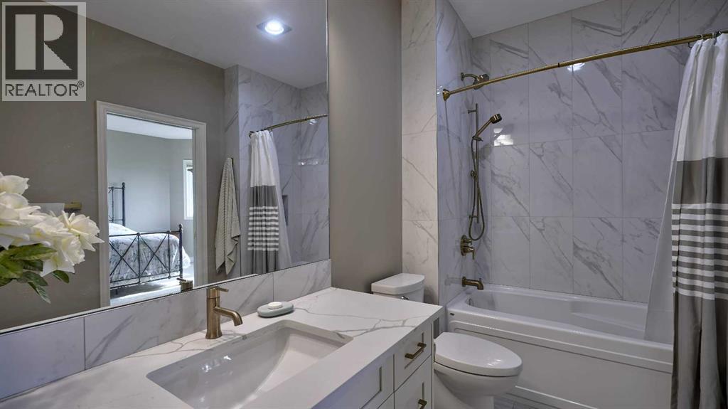 57 Edelweiss Point Nw, Calgary, Alberta  T3A 4N5 - Photo 18 - A2251887