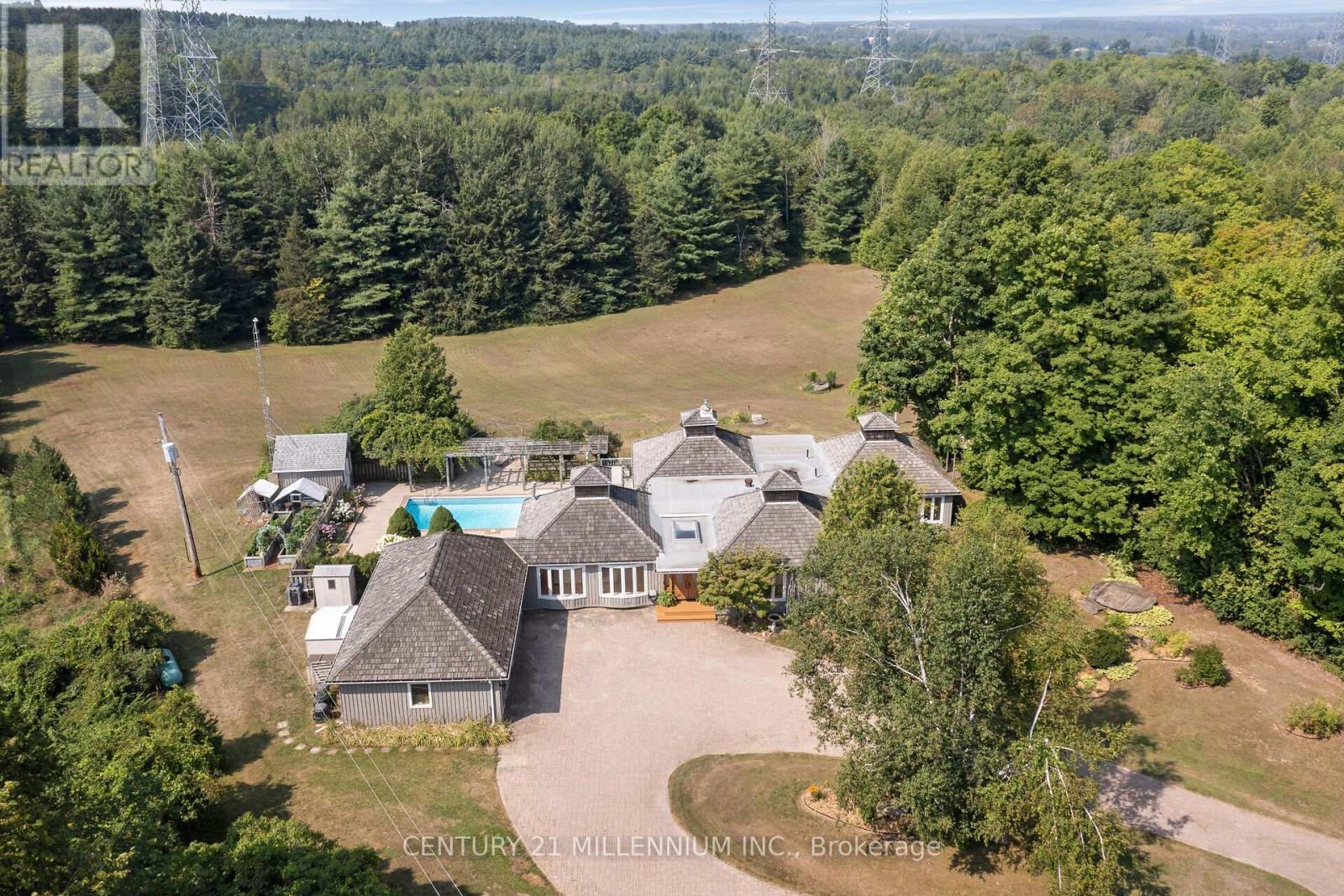 5136 Fifth Line, Erin, Ontario  N0B 1T0 - Photo 2 - X12470614